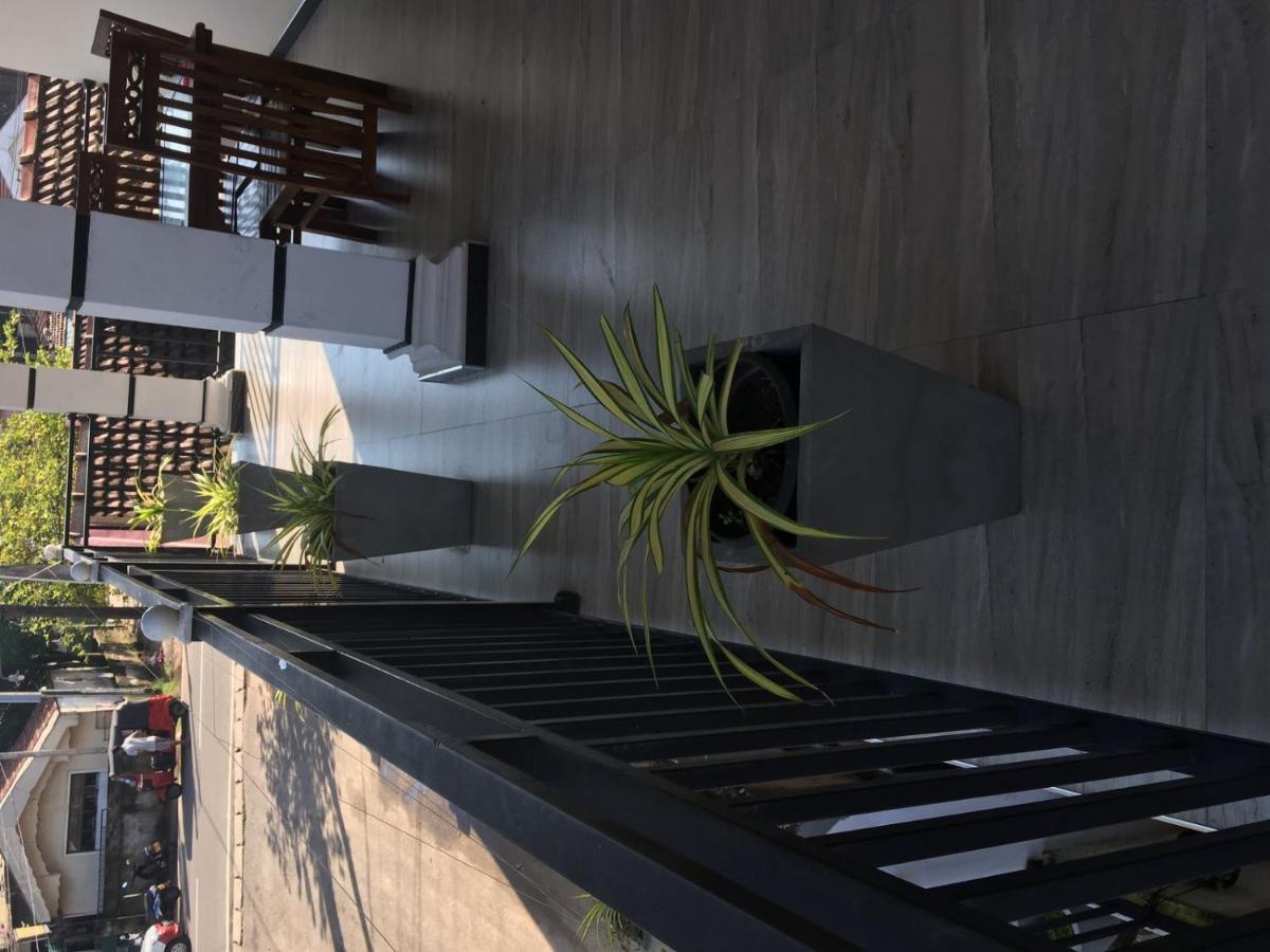 Reshani Guest House Negombo Bagian luar foto