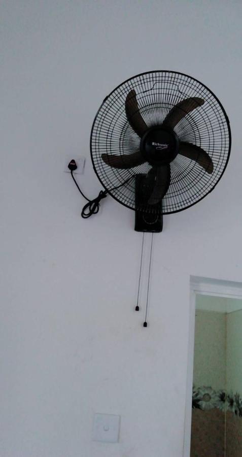 Reshani Guest House Negombo Bagian luar foto
